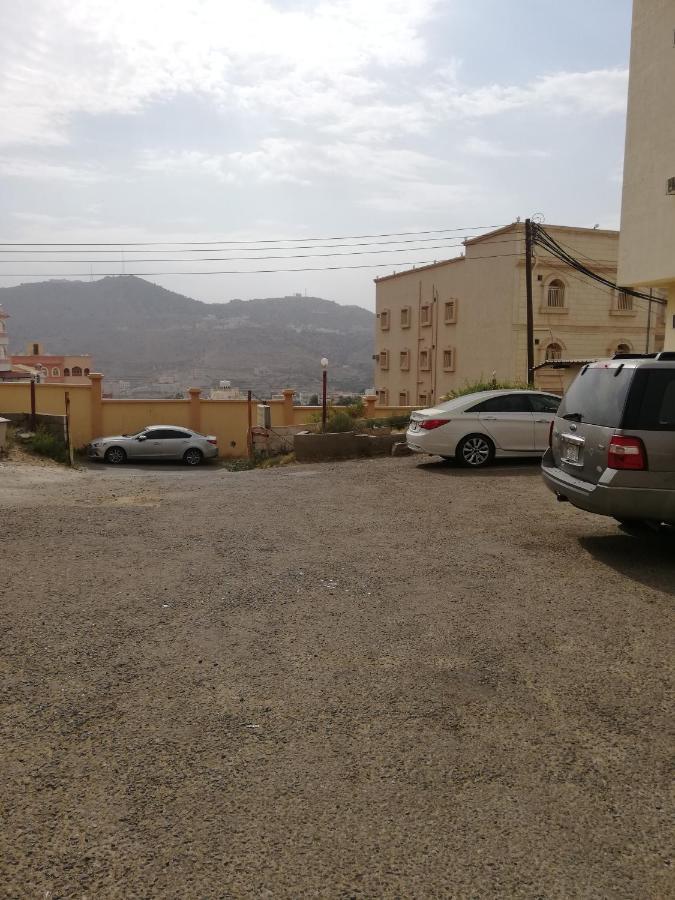 الجاديه الفاخره للوحدات السكنيه 1 Эль-Баха Экстерьер фото